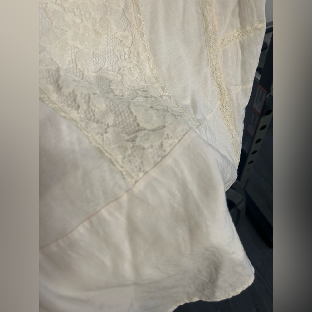 Women's Cream Lace Detail Top - Picture 6 of 8